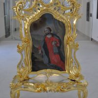 feretron z obrazem Matki Bożej z Dzieciątkiem i Chrystusa w Ogrójcu